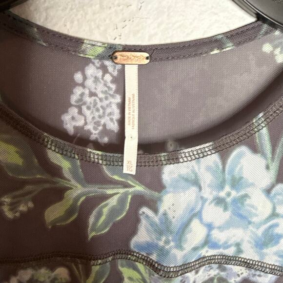 Free People Betty's Garden Top - Picture 3 of 3